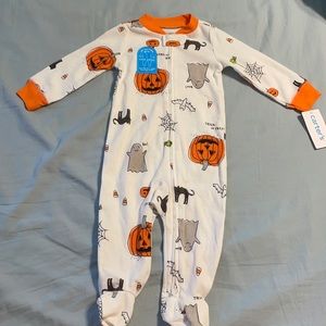 Carter’s 2-Way Zipper Halloween Pajamas NWT 9 months